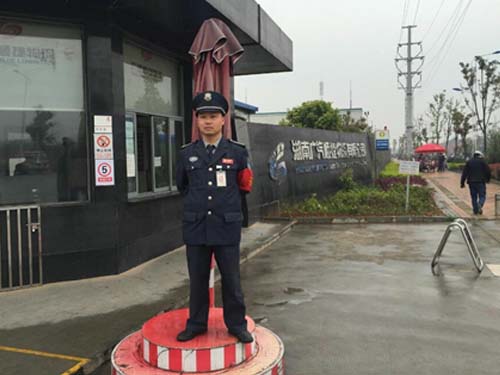 湖南廣汽順捷物流有限公司大門(mén)執(zhí)勤崗 湖南廣汽順捷物流有限公司大門(mén)執(zhí)勤崗