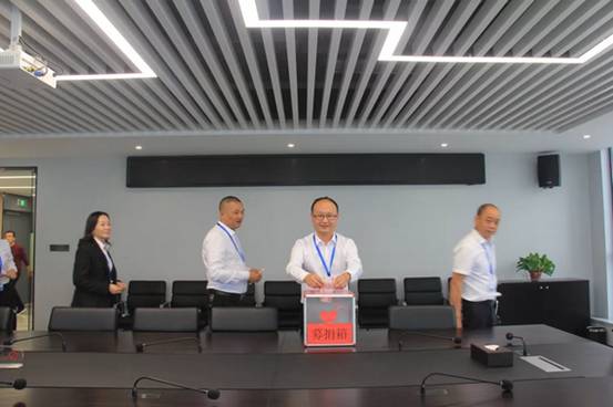 長沙紅光保安服務(wù)有限公司,長沙安保服務(wù),長沙安全服務(wù),長沙非武裝押運(yùn),勞務(wù)派遣服務(wù)