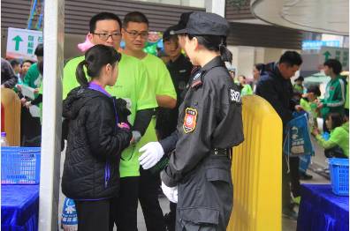 長沙紅光保安服務(wù)有限公司,長沙安保服務(wù),長沙安全服務(wù),長沙非武裝押運(yùn),勞務(wù)派遣服務(wù) 長沙紅光保安服務(wù)有限公司,長沙安保服務(wù),長沙安全服務(wù),長沙非武裝押運(yùn),勞務(wù)派遣服務(wù)