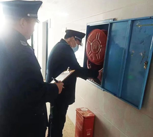 長沙紅光保安服務(wù)有限公司,長沙安保服務(wù),長沙安全服務(wù),長沙非武裝押運(yùn),勞務(wù)派遣服務(wù) 長沙紅光保安服務(wù)有限公司,長沙安保服務(wù),長沙安全服務(wù),長沙非武裝押運(yùn),勞務(wù)派遣服務(wù)