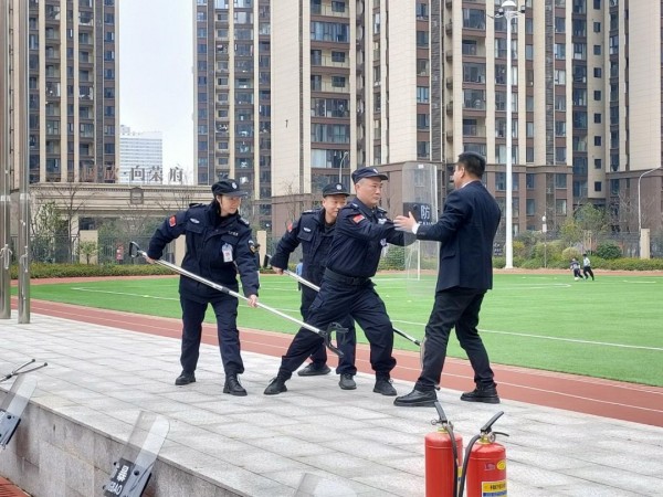 長(zhǎng)沙紅光保安服務(wù)有限公司,長(zhǎng)沙安保服務(wù),長(zhǎng)沙安全服務(wù),長(zhǎng)沙非武裝押運(yùn),勞務(wù)派遣服務(wù)