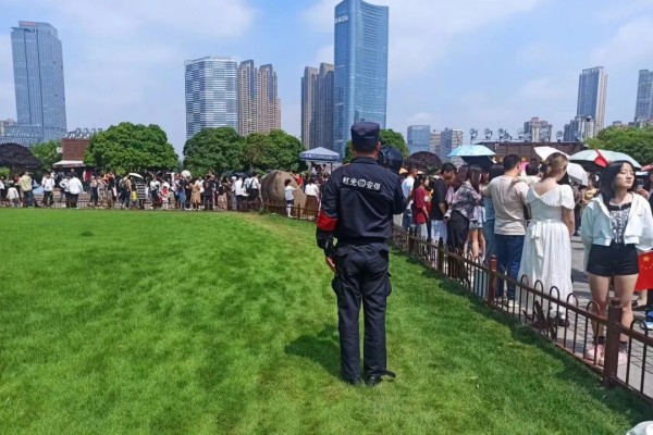 長沙紅光保安服務(wù)有限公司,長沙安保服務(wù),長沙安全服務(wù),長沙非武裝押運,勞務(wù)派遣服務(wù) 長沙紅光保安服務(wù)有限公司,長沙安保服務(wù),長沙安全服務(wù),長沙非武裝押運,勞務(wù)派遣服務(wù)