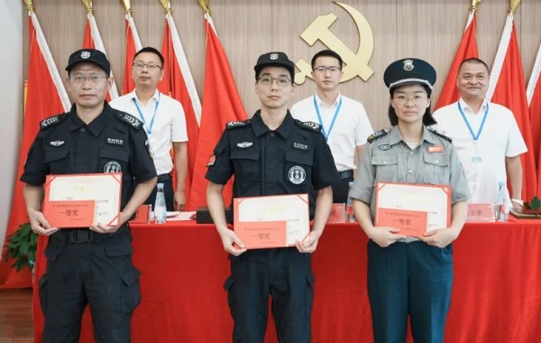 長沙紅光保安服務(wù)有限公司,長沙安保服務(wù),長沙安全服務(wù),長沙非武裝押運,勞務(wù)派遣服務(wù)