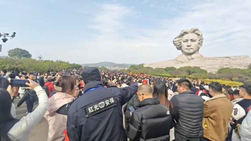 長沙紅光保安服務(wù)有限公司,長沙安保服務(wù),長沙安全服務(wù),長沙非武裝押運(yùn),勞務(wù)派遣服務(wù) 長沙紅光保安服務(wù)有限公司,長沙安保服務(wù),長沙安全服務(wù),長沙非武裝押運(yùn),勞務(wù)派遣服務(wù)