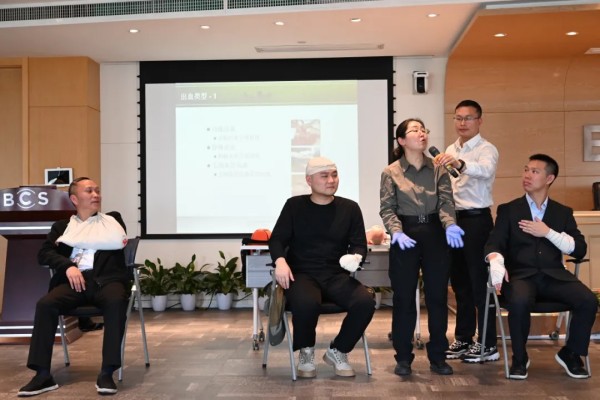 長(zhǎng)沙紅光保安服務(wù)有限公司,長(zhǎng)沙安保服務(wù),長(zhǎng)沙安全服務(wù),長(zhǎng)沙非武裝押運(yùn),勞務(wù)派遣服務(wù)